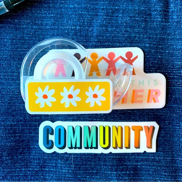 Community Sticker Set 🧑🤝🧑 - Picture 2 of 3